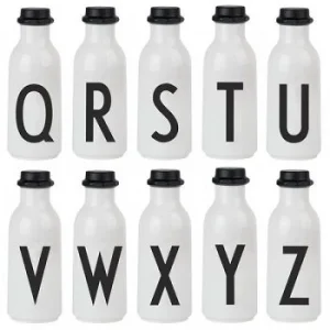 * Design letters drinkfles 500ml met letter